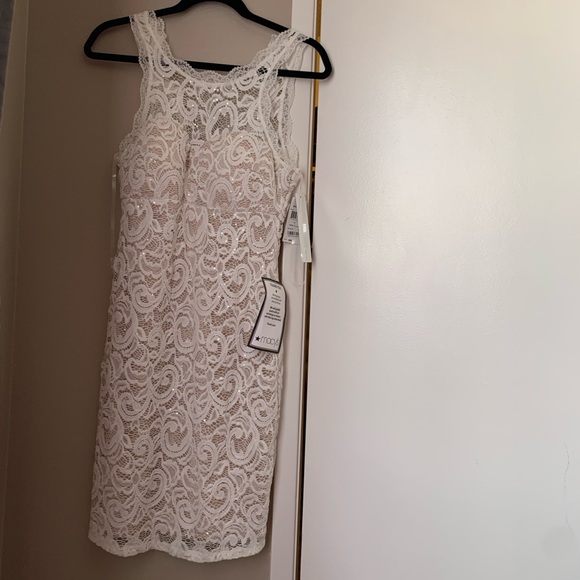 Dresses & Skirts - White dress